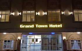 Grand Town Hotel Mandai